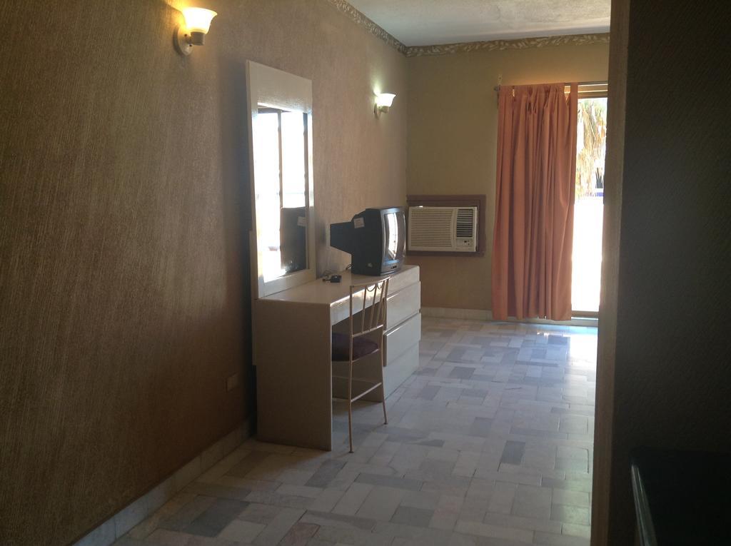 Los Jitos Hotel&Suites San Carlos Nuevo Guaymas Habitación foto
