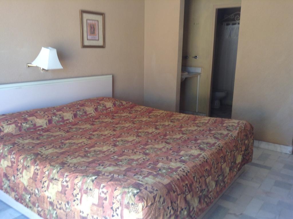 Los Jitos Hotel&Suites San Carlos Nuevo Guaymas Habitación foto