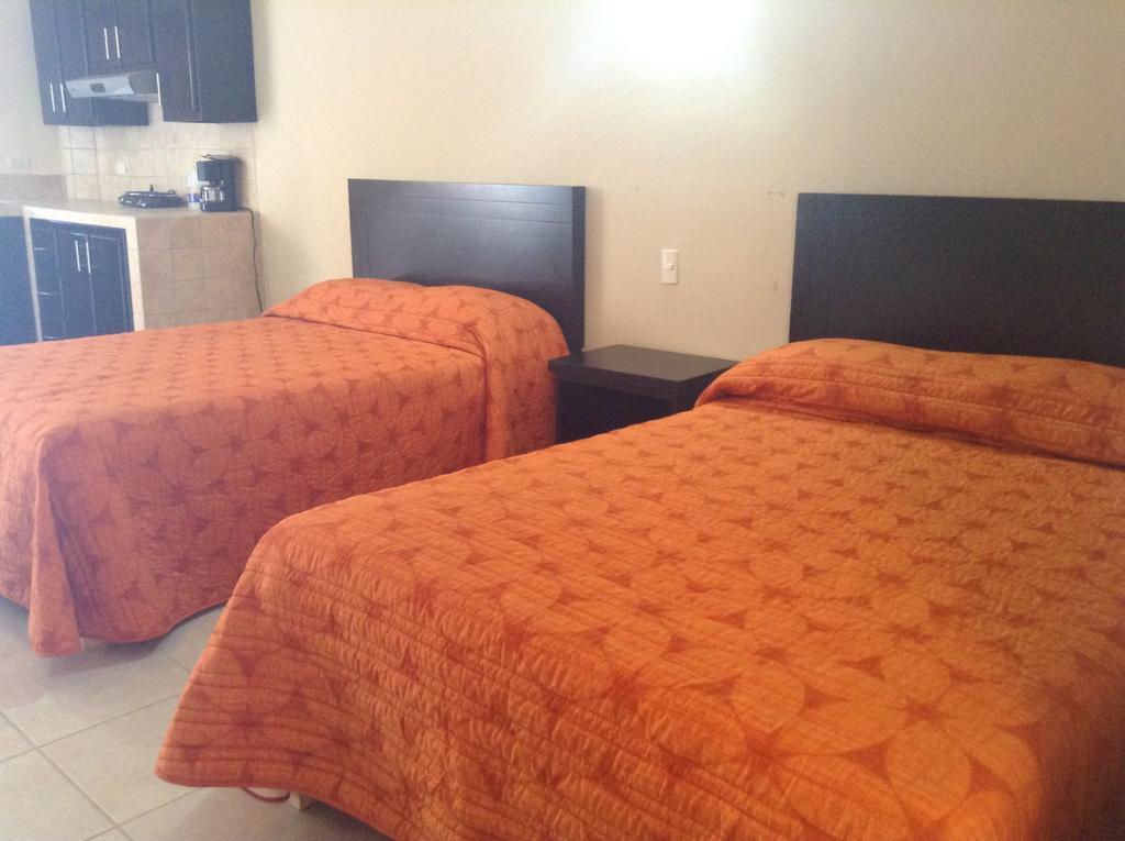 Los Jitos Hotel&Suites San Carlos Nuevo Guaymas Habitación foto